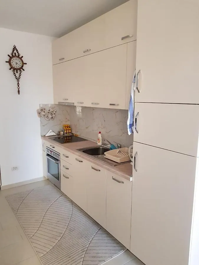 Sole Inn Apartment 0*, Durres Albania